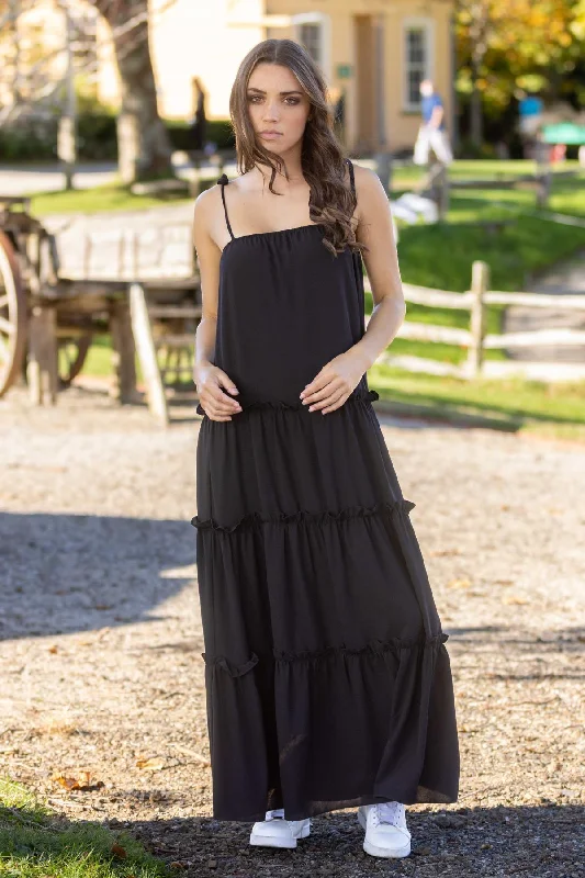 Rebel Maxi Dress Black Elegant Pleated Maxi Dress