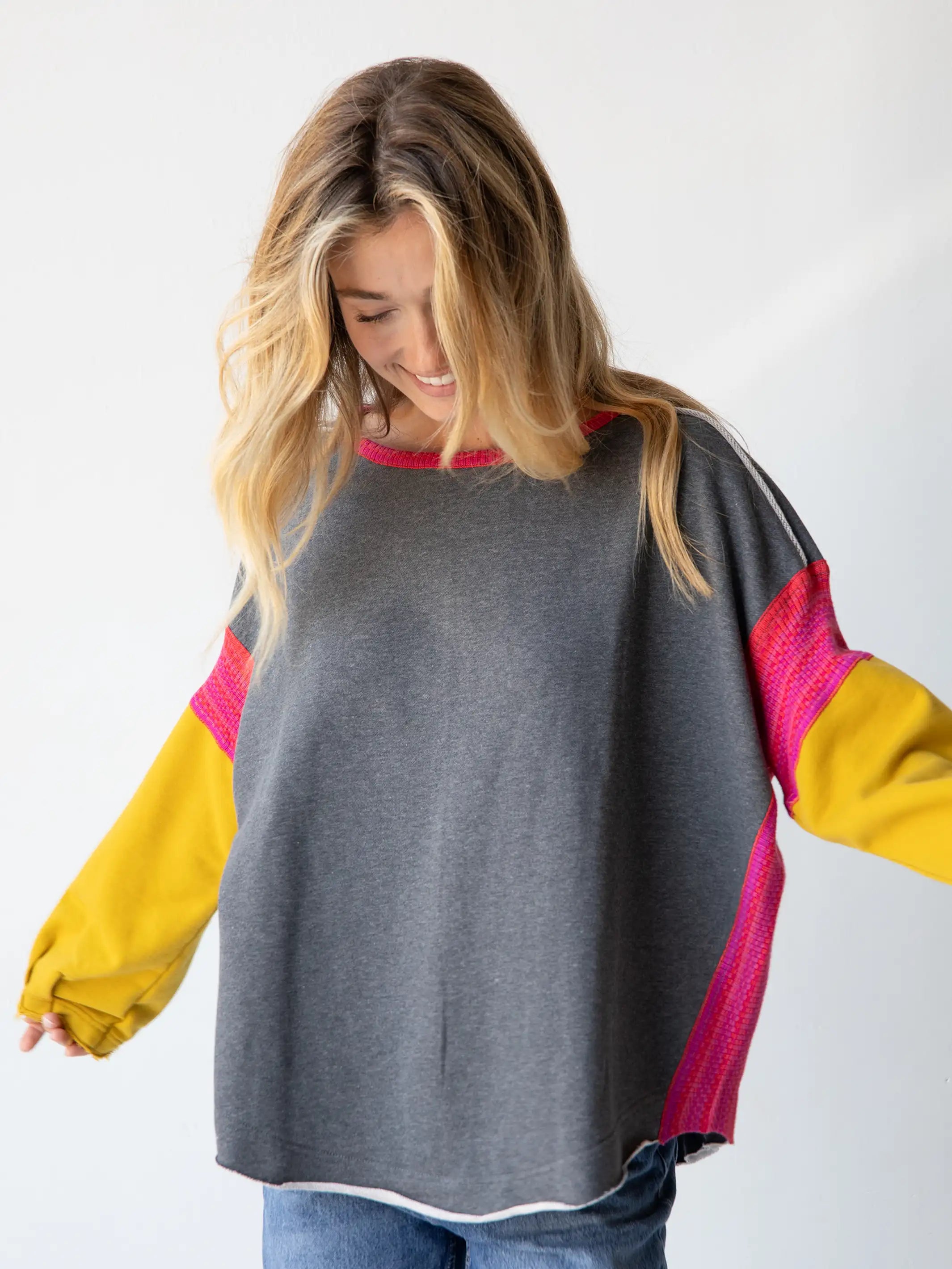 Knit Trim Sweatshirt - Grey Hoodie with Illustration Artistic Creative