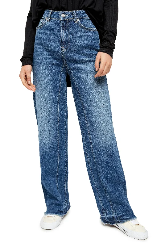 Free People Relaxed Straight Slouch Jeans Casual Distressed Denim Jeans