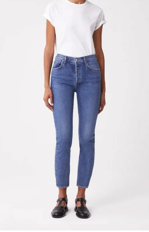 Riley High Rise Straight Crop Jean In Transfer Comfortable Distressed Straight-Leg Jeans