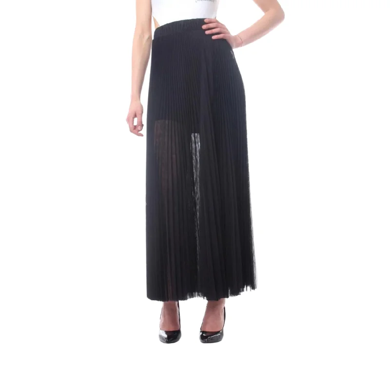 Skirt - Black a-line skirt cut